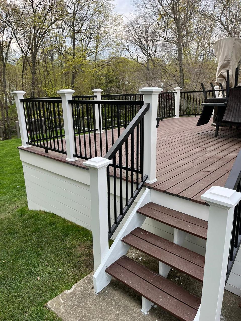 Elevated Porch - Image 11